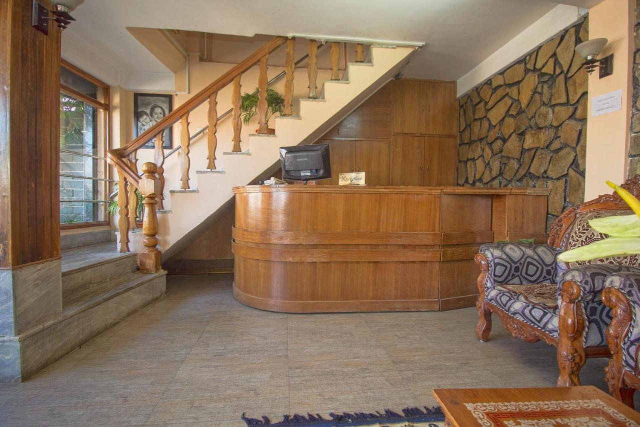 Hôtel Oyo 23409 Lama Dhim à Kalimpong Extérieur photo